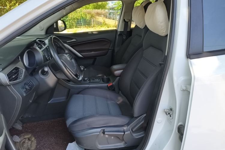 Used MG GS 2015 1.5TGI Manual Elite Edition Left Front Seat