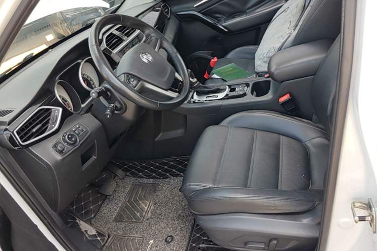 Used MG GS 2015 1.5TGI TST Luxury Edition Left Front Seat
