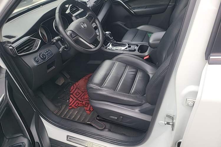 Used MG GS 2015 1.5TGI TST Luxury Edition Left Front Seat