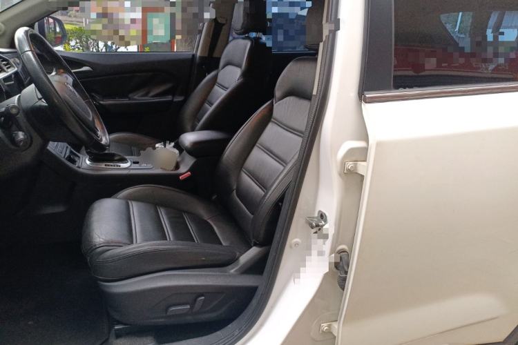 Used MG GS 2015 1.5TGI TST Luxury Edition Left Front Seat