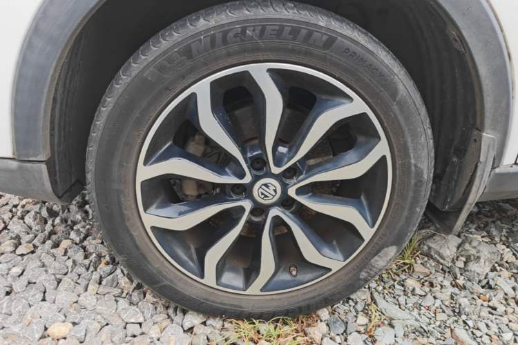 Used MG GS 2015 1.5TGI TST Luxury Edition Left Front Wheel Hub