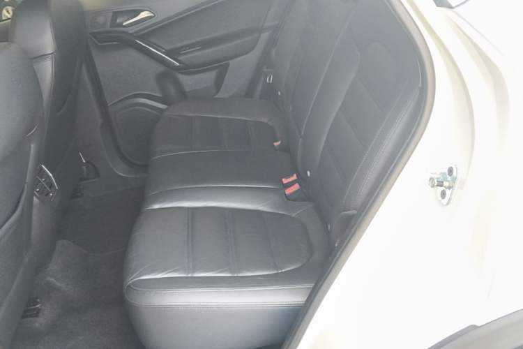 Used MG GS 2015 1.5TGI TST Luxury Edition Left Rear Seat