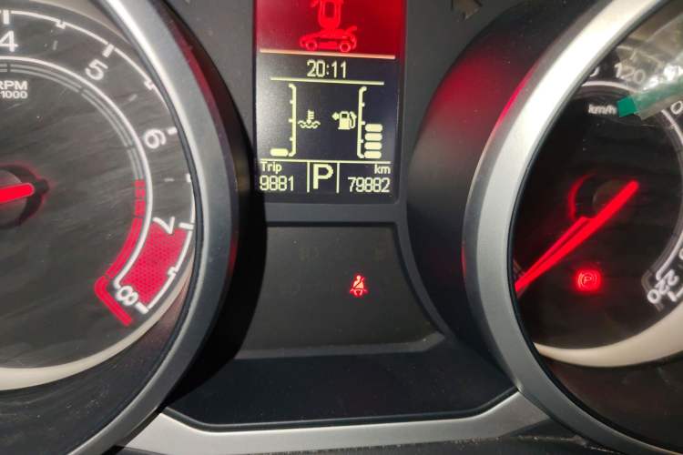 Used MG GS 2015 1.5TGI TST Luxury Edition Odometer Close Up