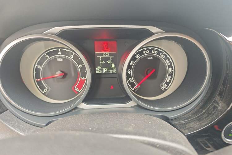 Used MG GS 2015 1.5TGI TST Luxury Edition Odometer Close Up