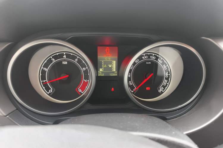 Used MG GS 2015 1.5TGI Manual Elite Edition Odometer Close Up