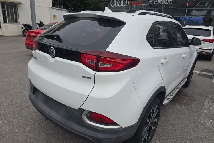 Used MG GS 2015 1.5TGI TST Luxury Edition Rear Right 45 Deg