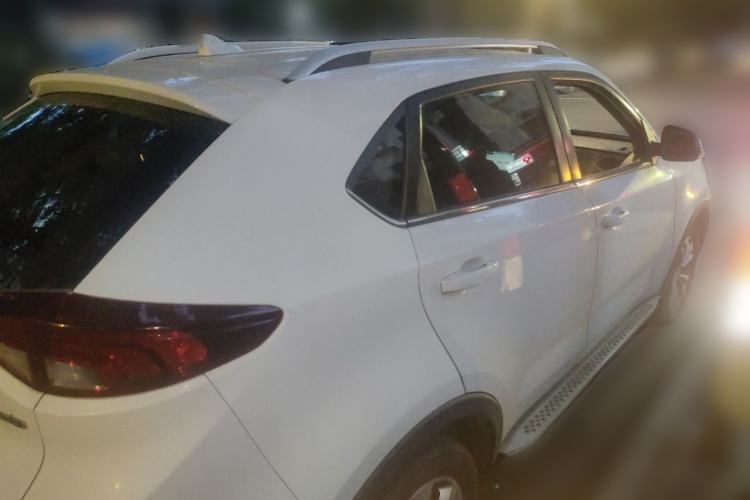 Used MG GS 2015 1.5TGI TST Elite Edition Rear Right 45 Deg