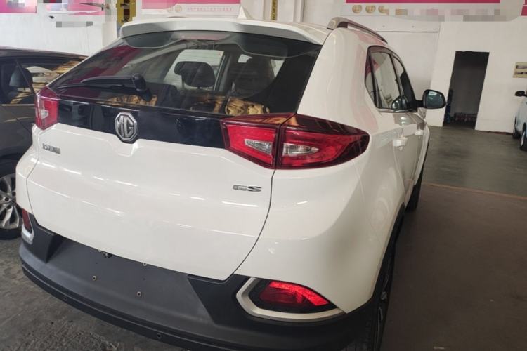 Used MG GS 2015 1.5TGI TST Luxury Edition Rear Right 45 Deg