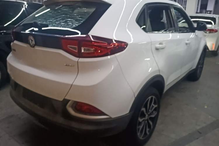 Used MG GS 2015 1.5TGI TST Luxury Edition Rear Right 45 Deg