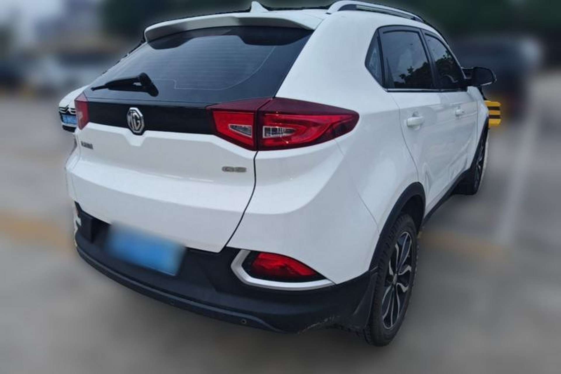 Used MG GS 2015 1.5TGI TST Luxury Edition Rear Right 45 Deg