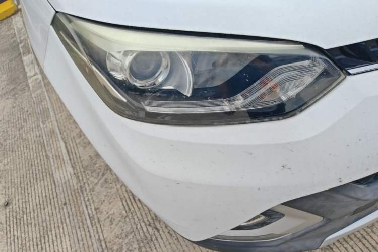 Used MG GS 2015 1.5TGI TST Luxury Edition Right Front Headlight