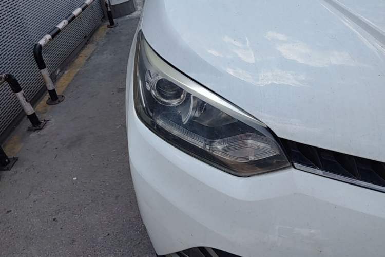 Used MG GS 2015 1.5TGI TST Luxury Edition Right Front Headlight