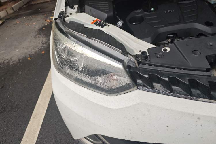 Used MG GS 2015 1.5TGI TST Luxury Edition Right Front Headlight