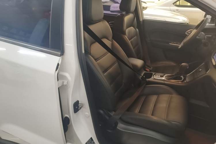 Used MG GS 2015 2.0TGI TST Luxury Edition Right Front Seat