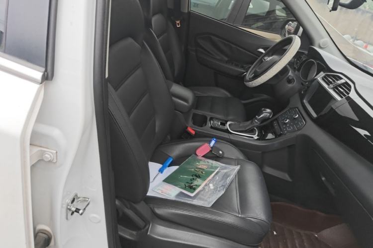 Used MG GS 2015 1.5TGI TST Luxury Edition Right Front Seat