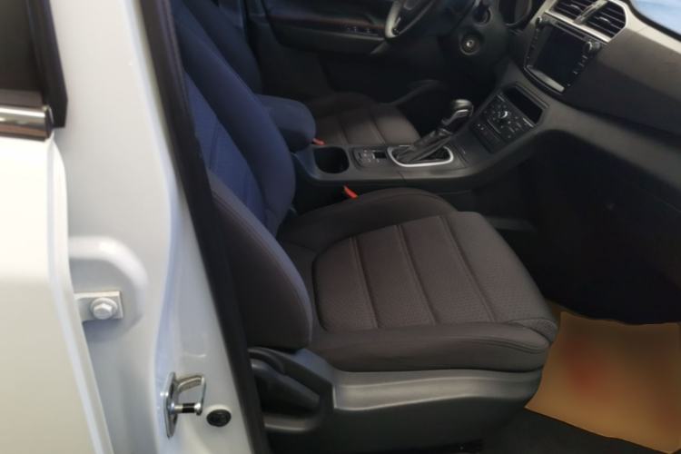 Used MG GS 2015 1.5TGI TST Elite Edition Right Front Seat