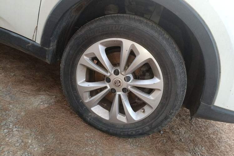 Used MG GS 2015 1.5TGI Manual Elite Edition Right Front Wheel Hub