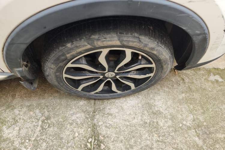 Used MG GS 2015 2.0TGI TST Luxury Edition Right Front Wheel Hub