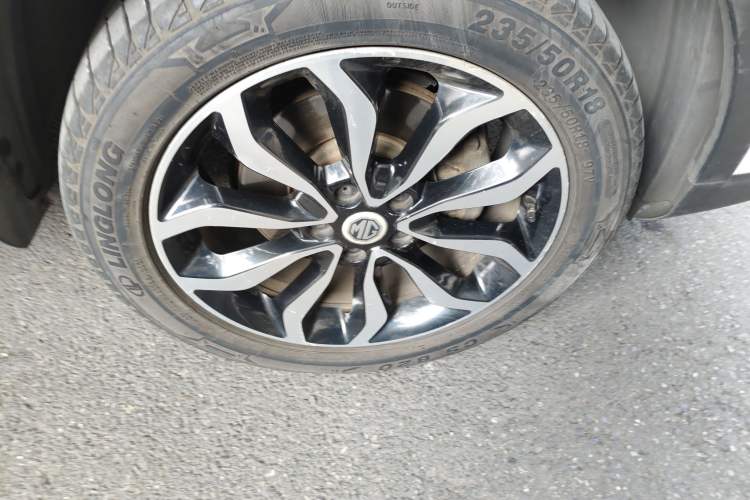 Used MG GS 2015 1.5TGI TST Luxury Edition Right Front Wheel Hub