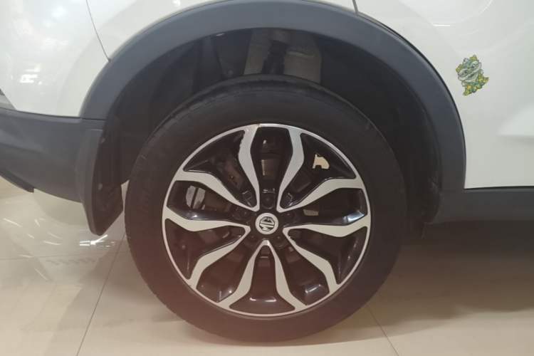 Used MG GS 2015 2.0TGI TST Luxury Edition Right Rear Wheel Hub