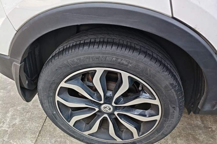 Used MG GS 2015 1.5TGI TST Luxury Edition Right Rear Wheel Hub