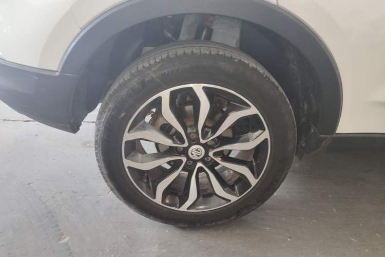 Used MG GS 2015 1.5TGI TST Luxury Edition Right Rear Wheel Hub