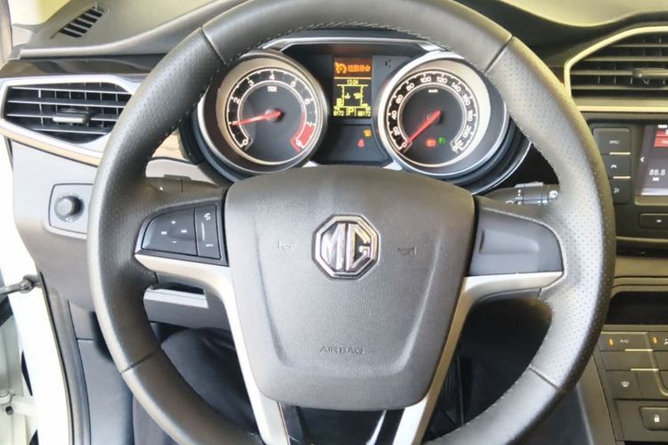 Used MG GS 2015 1.5TGI TST Luxury Edition Steering Wheel