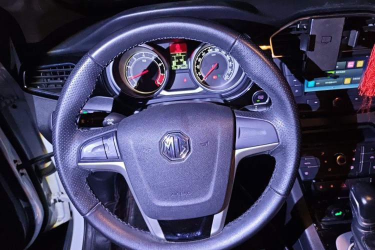 Used MG GS 2015 1.5TGI TST Luxury Edition Steering Wheel