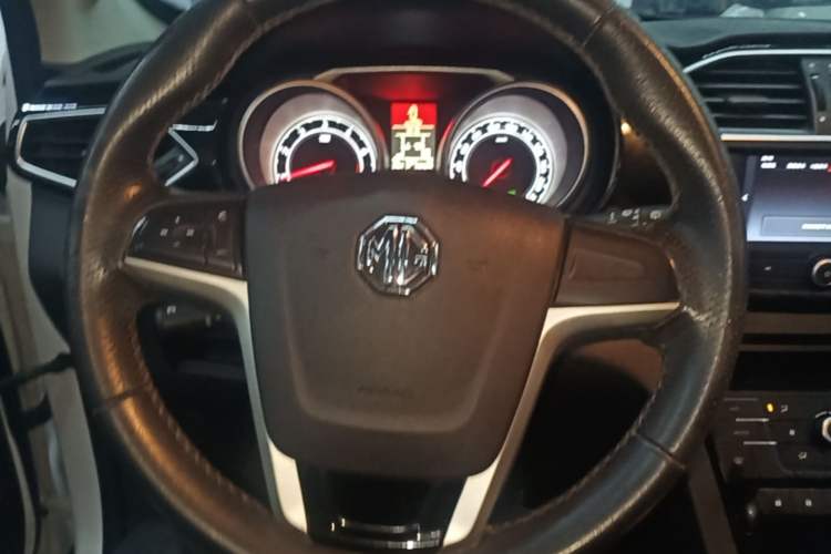 Used MG GS 2015 1.5TGI TST Luxury Edition Steering Wheel