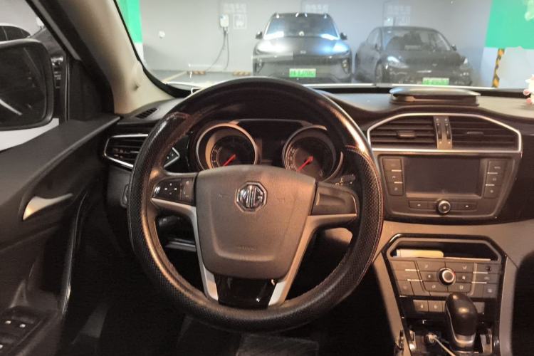 Used MG GS 2015 1.5TGI TST Luxury Edition Steering Wheel