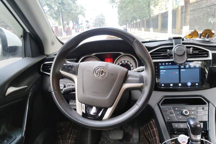 Used MG GS 2015 1.5TGI TST Luxury Edition Steering Wheel