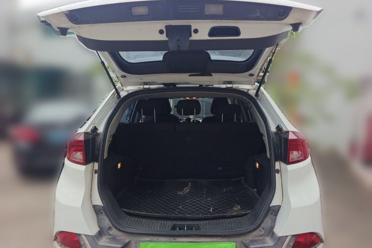 Used MG GS 2015 1.5TGI Manual Elite Edition Trunk