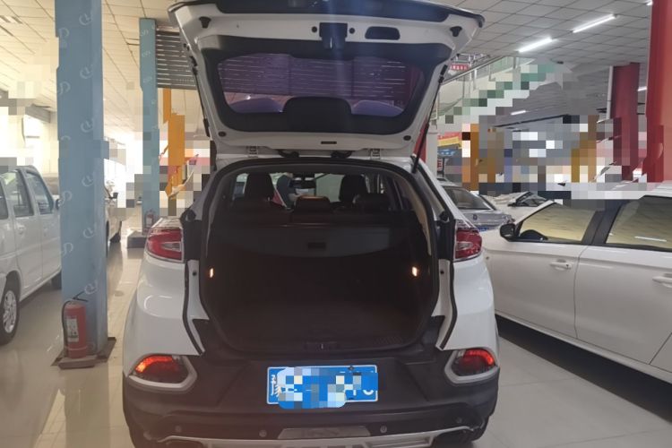 Used MG GS 2015 2.0TGI TST Luxury Edition Trunk