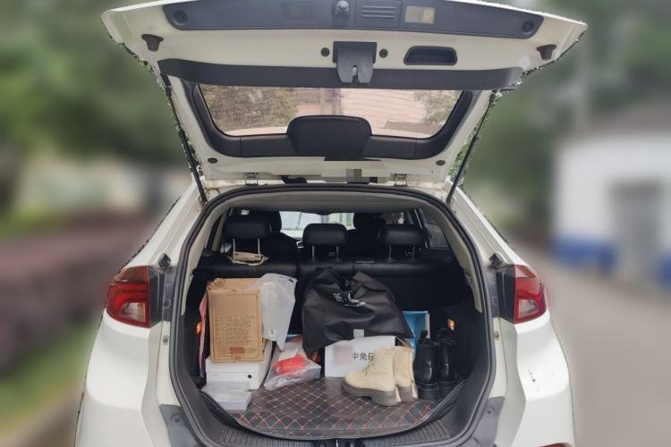 Used MG GS 2015 1.5TGI TST Elite Edition Trunk
