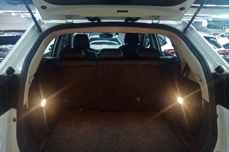 Used MG GS 2015 1.5TGI TST Luxury Edition Trunk