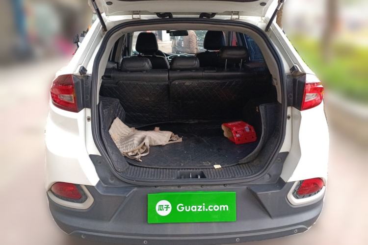 Used MG GS 2015 1.5TGI TST Luxury Edition Trunk