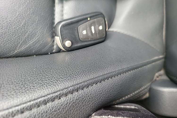 Used MG GS 2015 1.5TGI TST Luxury Edition Vehicle Key