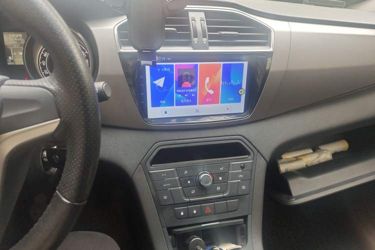 Used MG GS 2015 1.5TGI Manual Elite Edition Audio And AC Panel