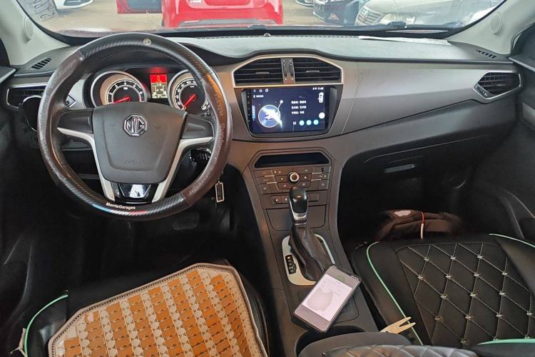 Used MG GS 2015 1.5TGI TST Elite Edition Center Console