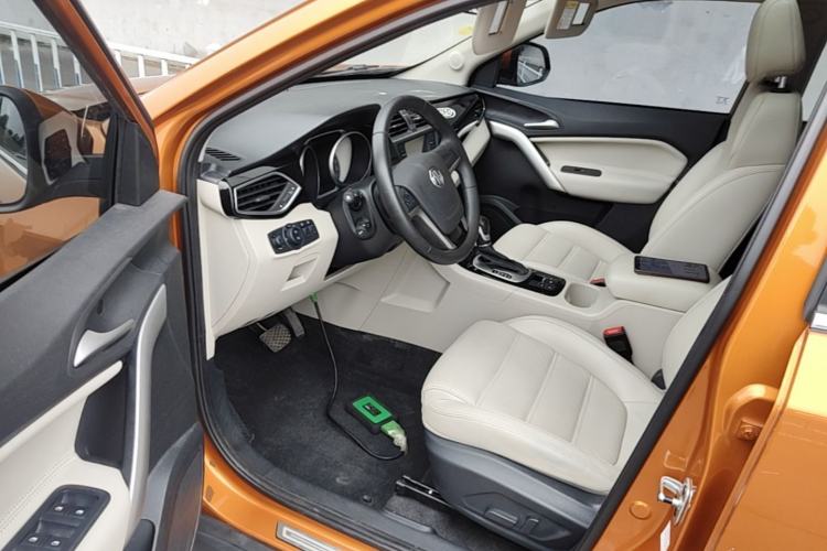 Used MG GS 2015 1.5TGI TST Luxury Edition Driver Seat