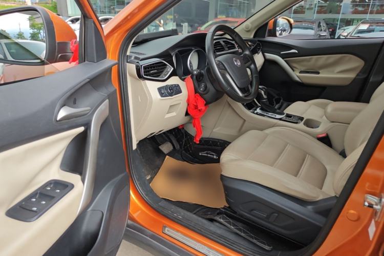 Used MG GS 2015 2.0TGI TST Luxury Edition Driver Seat