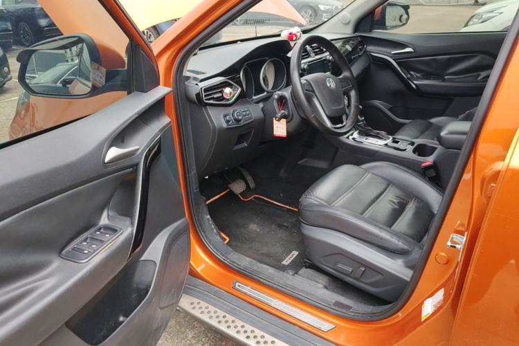 Used MG GS 2015 1.5TGI TST Luxury Edition Driver Seat