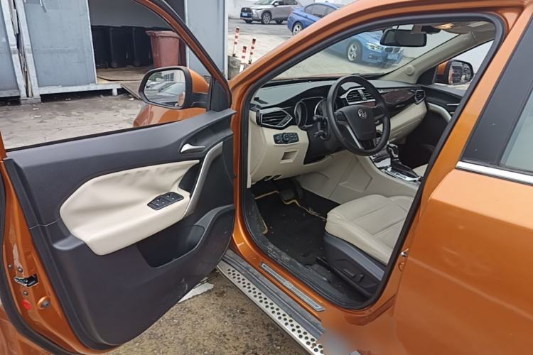 Used MG GS 2015 1.5TGI TST Luxury Edition Driver Seat