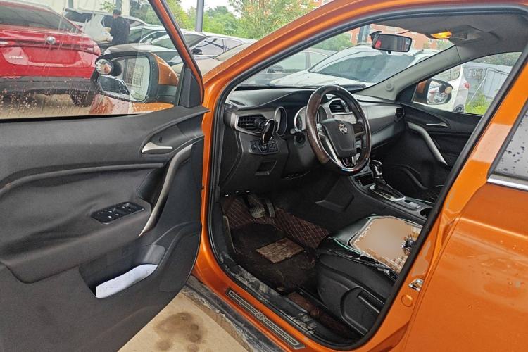 Used MG GS 2015 1.5TGI TST Elite Edition Driver Seat