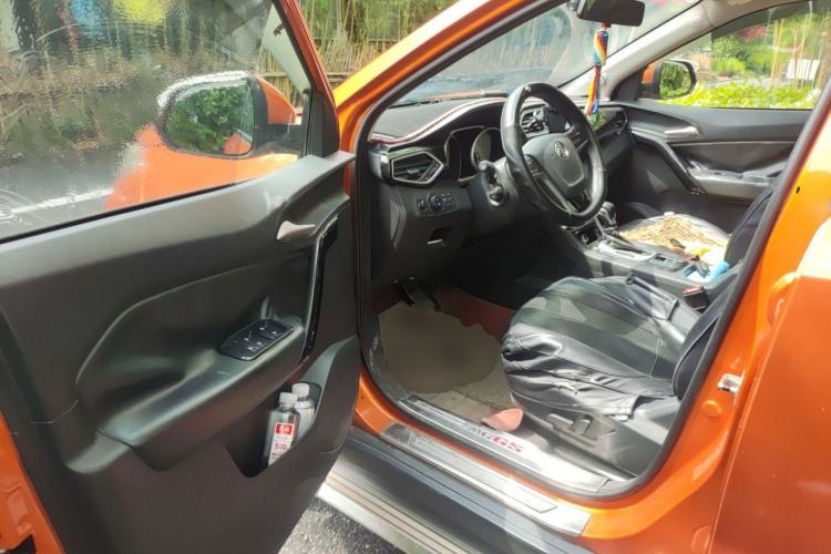 Used MG GS 2015 1.5TGI TST Luxury Edition Driver Seat