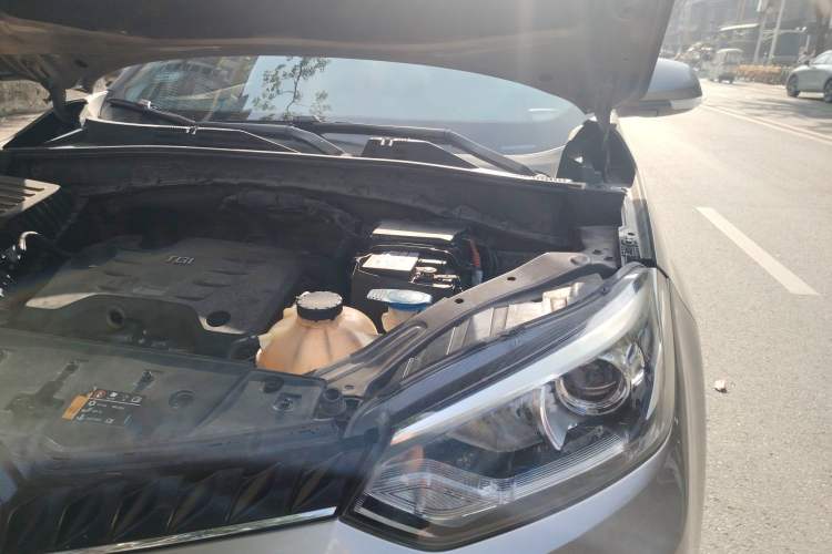 Used MG GS 2015 1.5TGI TST Luxury Edition Engine Bay Left
