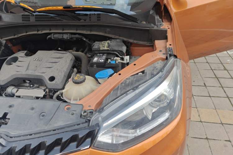 Used MG GS 2015 1.5TGI Manual Elite Edition Engine Bay Left