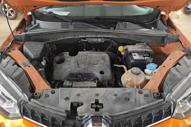 Used MG GS 2015 1.5TGI TST Elite Edition Engine Bay