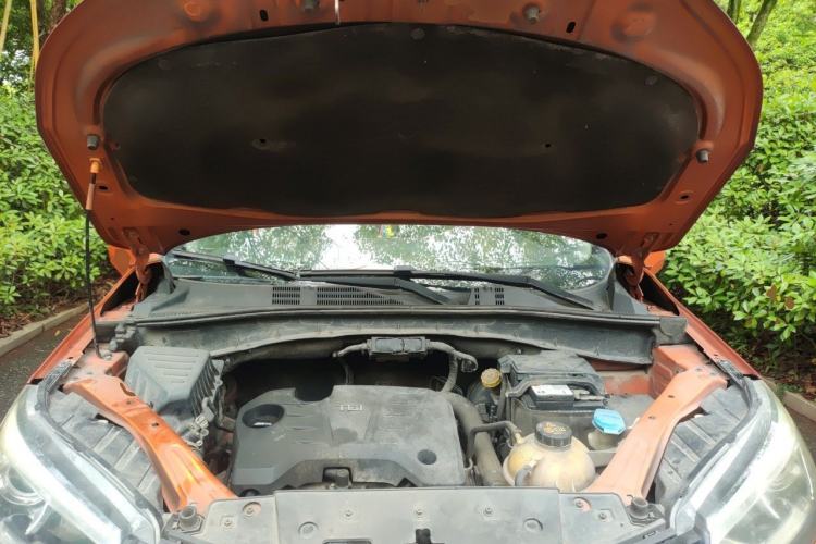 Used MG GS 2015 1.5TGI TST Luxury Edition Engine Bay