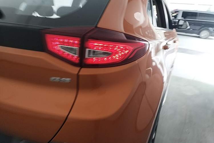 Used MG GS 2015 1.5TGI TST Luxury Edition Exterior 3